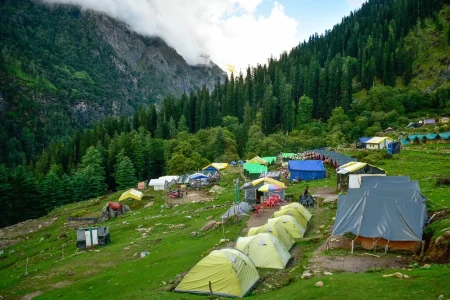 Kheerganga trek package